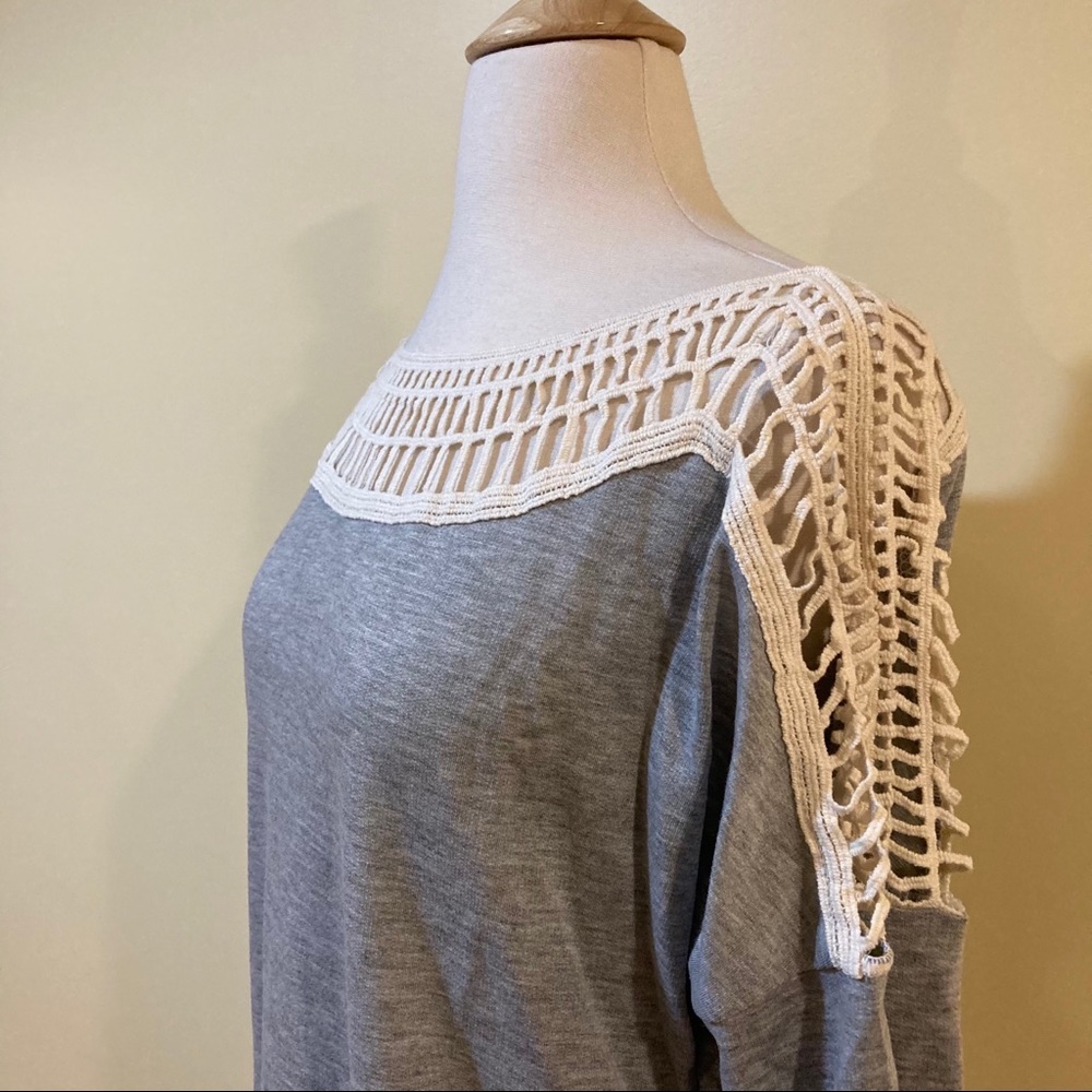 Crochet Lace Fringe Trim High Low Knit Top - Picture 4 of 6